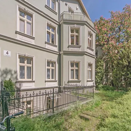 Four - Prywatne Wejscie I Taras W Centrum Sopotu Appartement *